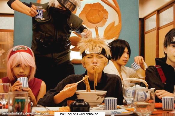 Naruto/Naruto Shippuden Cosplay - Team 7 la Ramen - Pozele personajelor.